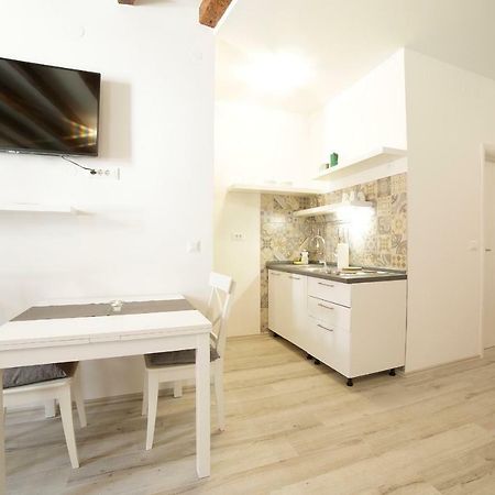 Zen Studio In Center Of روفينج المظهر الخارجي الصورة