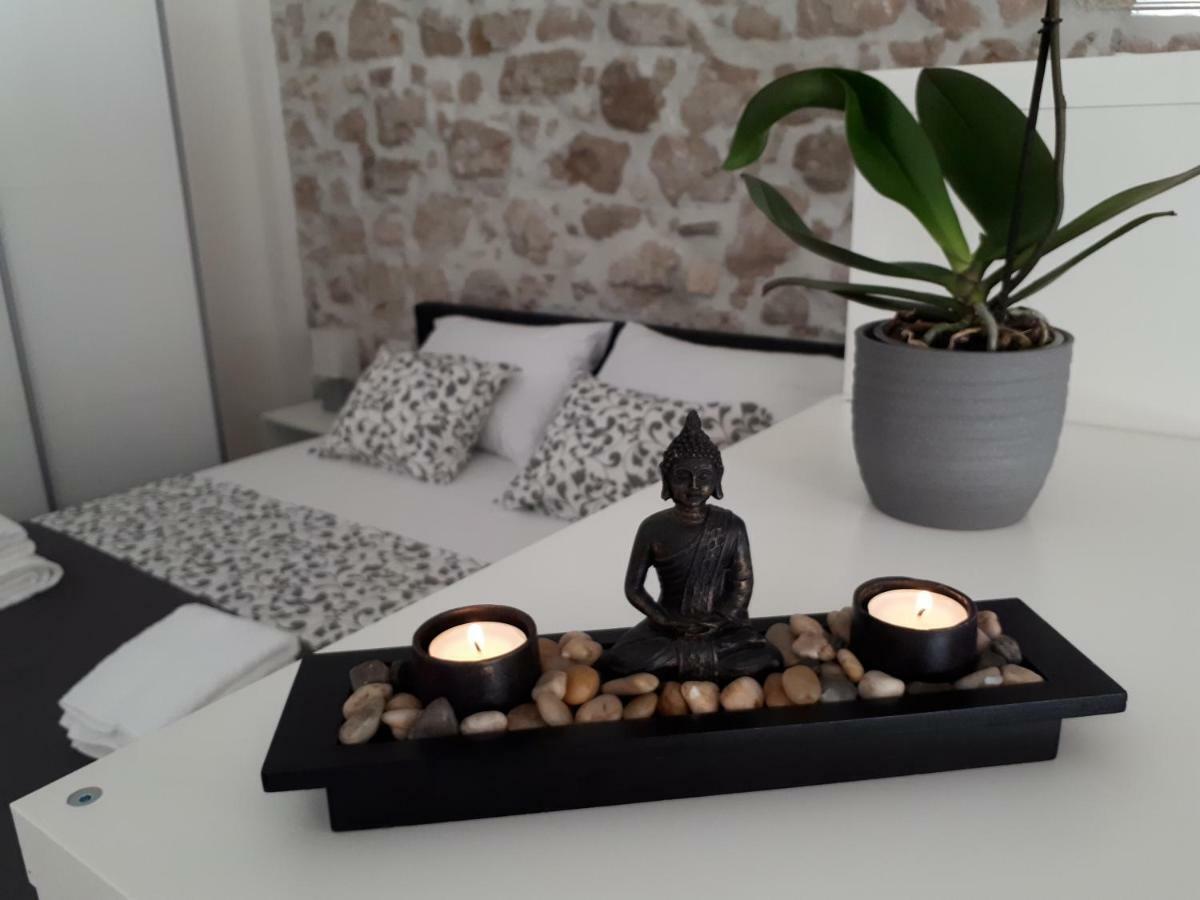 Zen Studio In Center Of روفينج المظهر الخارجي الصورة