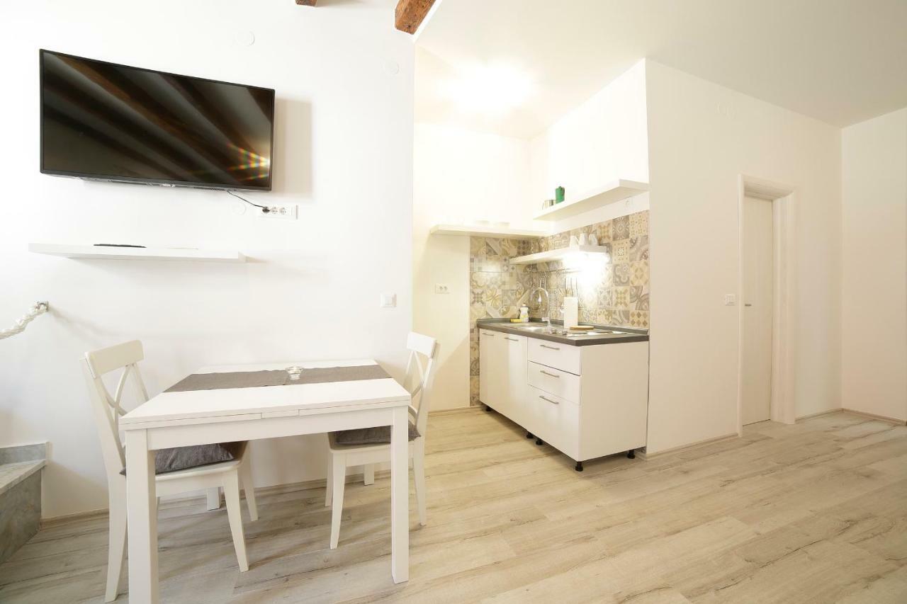 Zen Studio In Center Of روفينج المظهر الخارجي الصورة